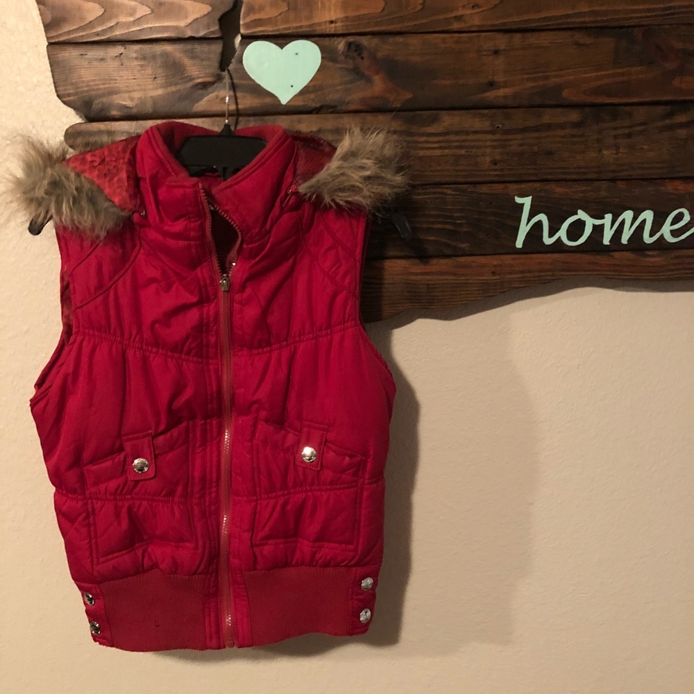 Red vest, with fur lined hood